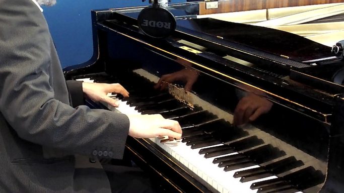 NeuMann Piano